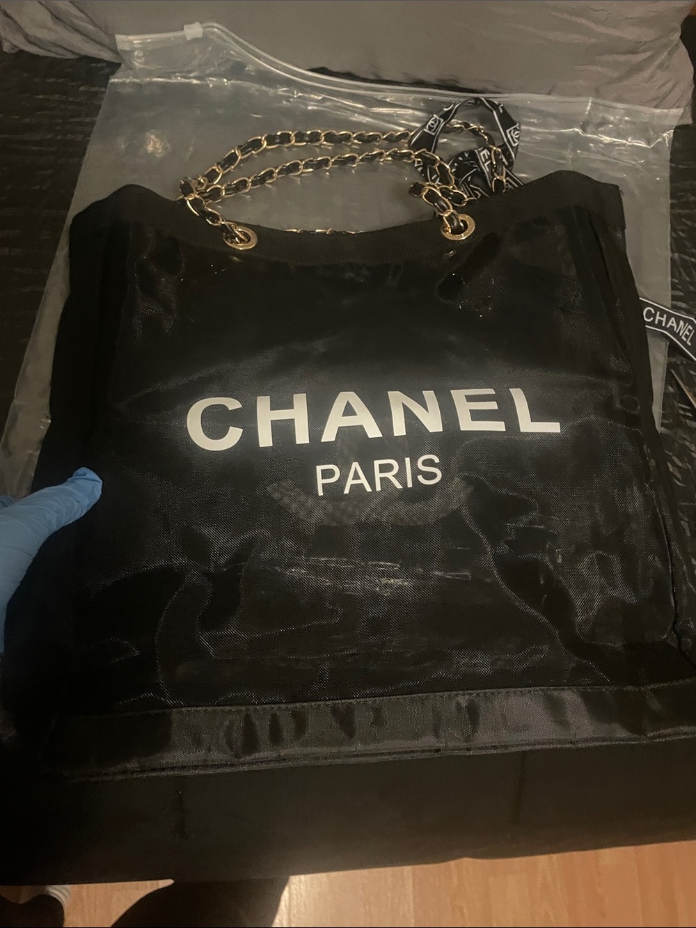 VIP Paris Black Mesh Tote with Small Pouch - Picture 14 of 17